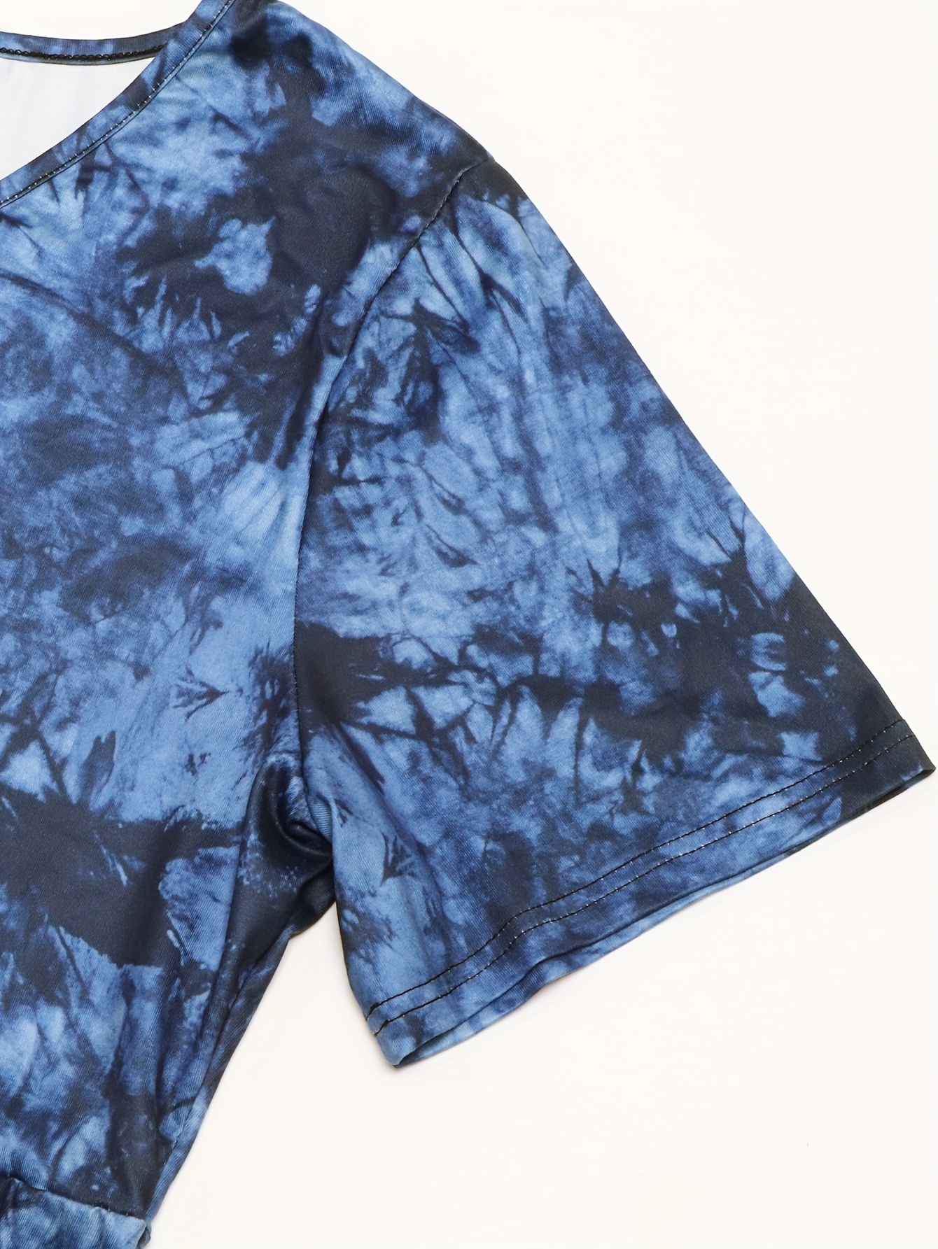 Plus Size Tie Dye Print T-Shirt, Casual V Neck Short Sleeve T-Shirt, Women s Plus Size Clothing details 3